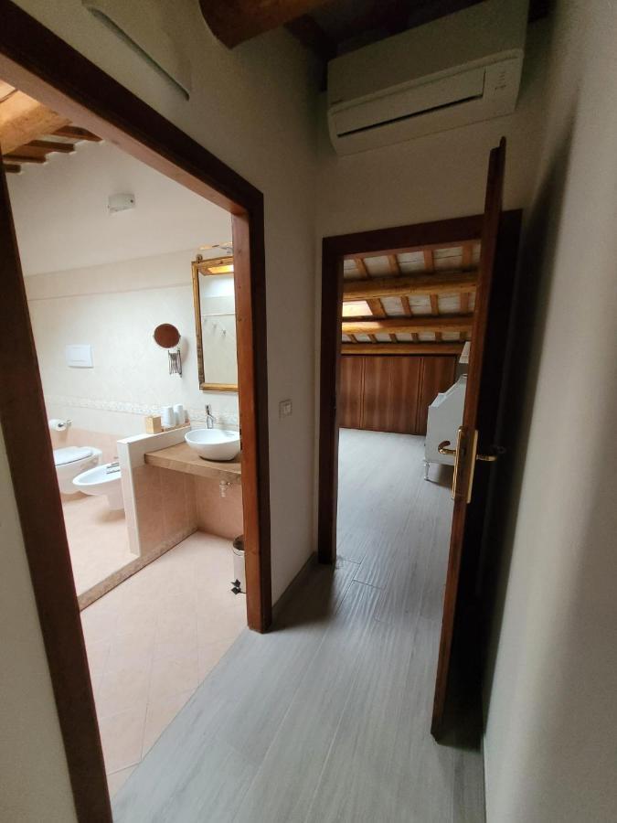 Attic Lägenhet Rimini Exteriör bild