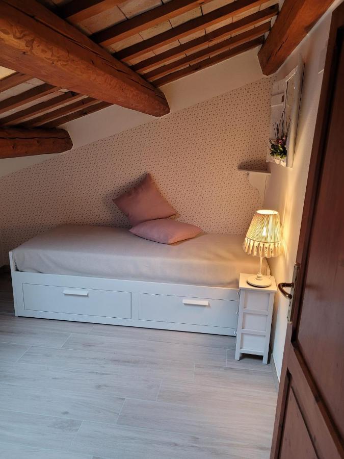 Attic Lägenhet Rimini Exteriör bild