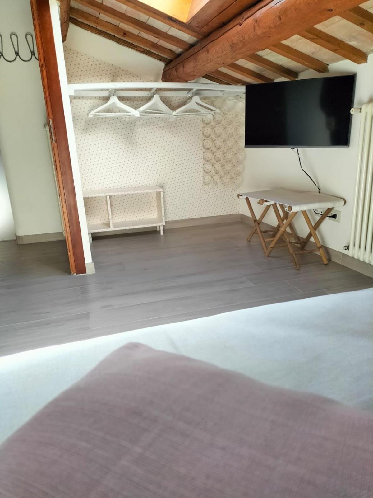 Attic Lägenhet Rimini Exteriör bild